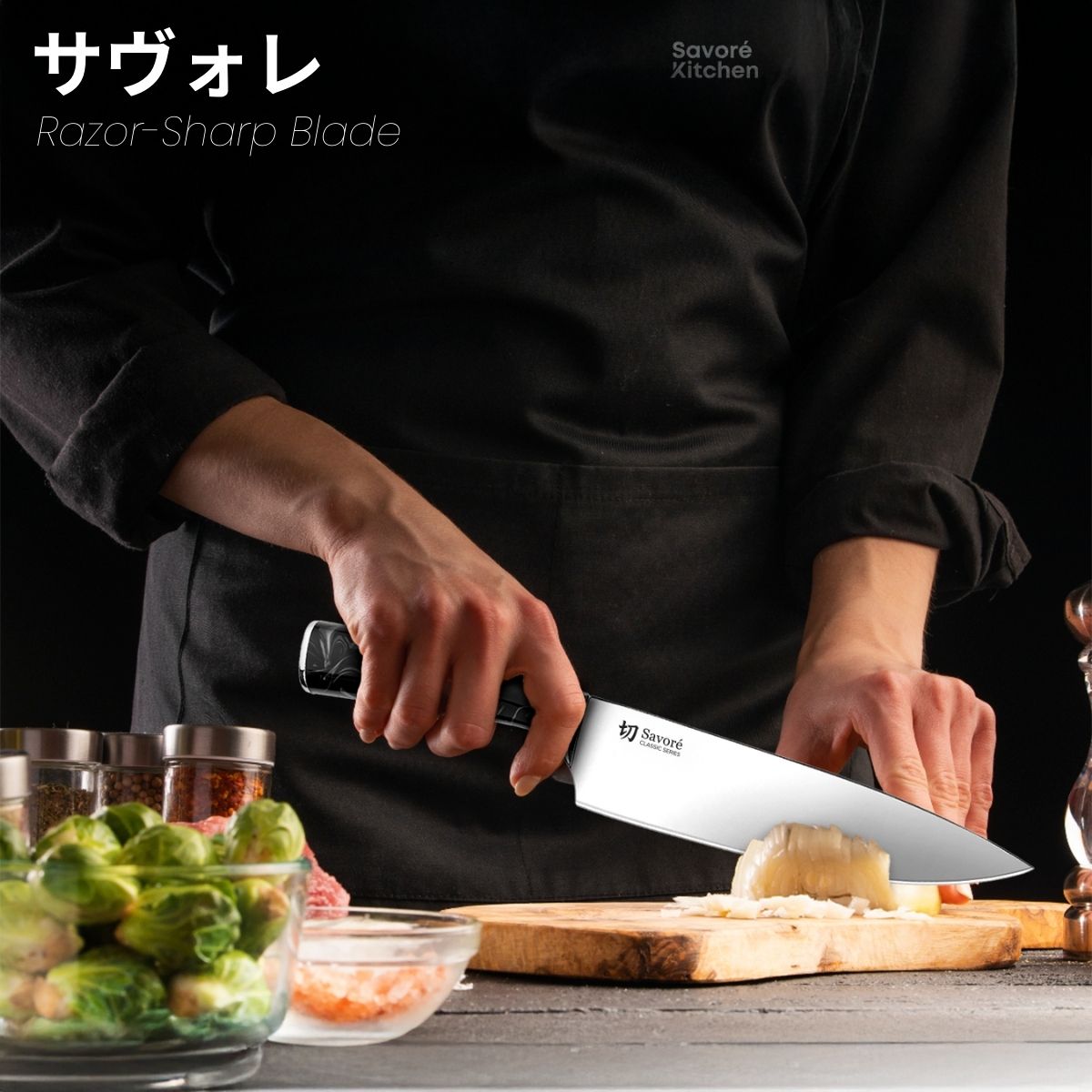 Savoré Kitchen koksmes in gebruik, vlijmscherp snijden van ingrediënten